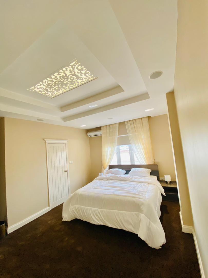 Three Bedroom Suite interior 4